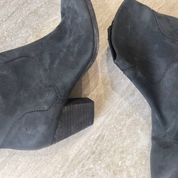 Frye black nubuck leather western style booties  sz 9 NEW - Picture 7 of 12